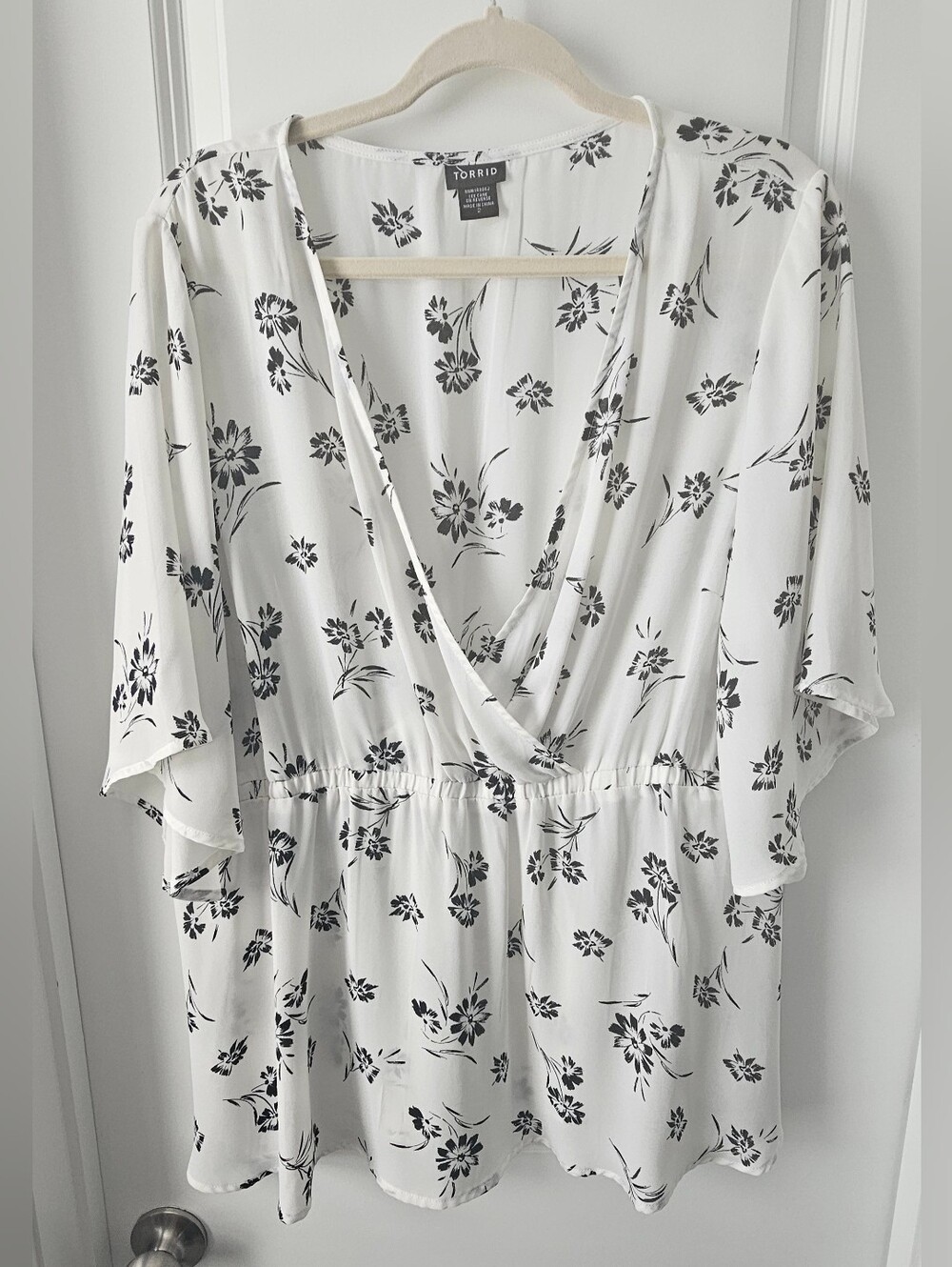 Torrid White Floral Wrap Blouse